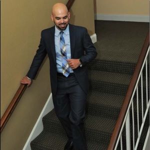 MEET YOUR POSHER, Henri